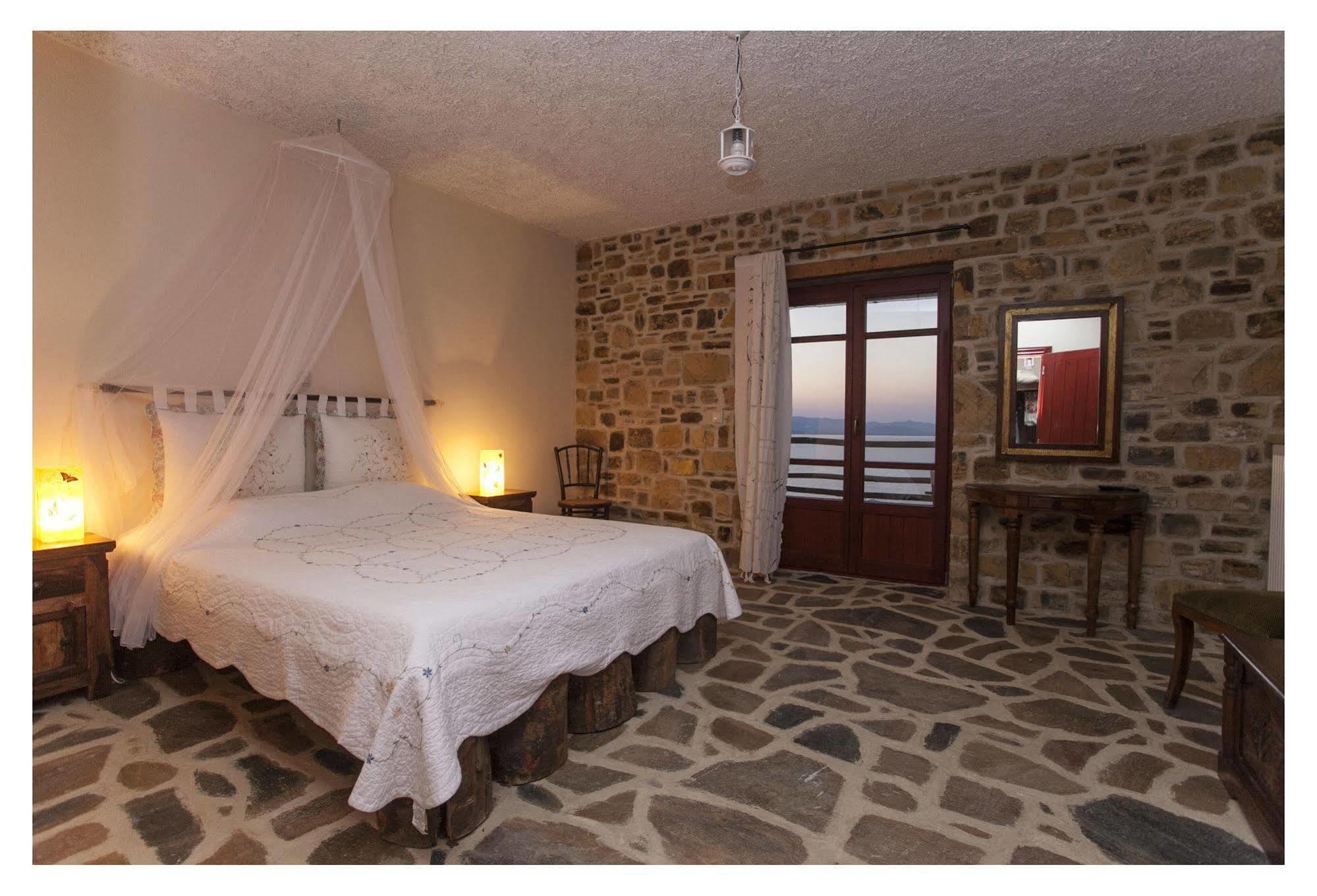Ethaleia Hotel Moúdhros 외부 사진